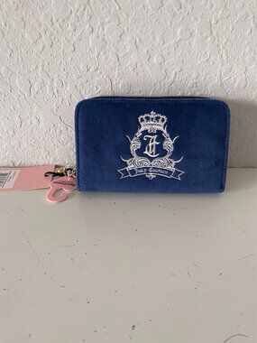 Juicy Couture Need More Juicy‎ Multi Compartment Bifold Wallet Regal Blue NEW